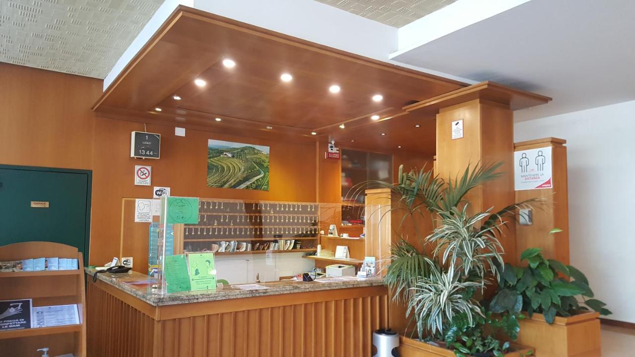 克里斯塔罗酒店 乌迪内 外观 照片
