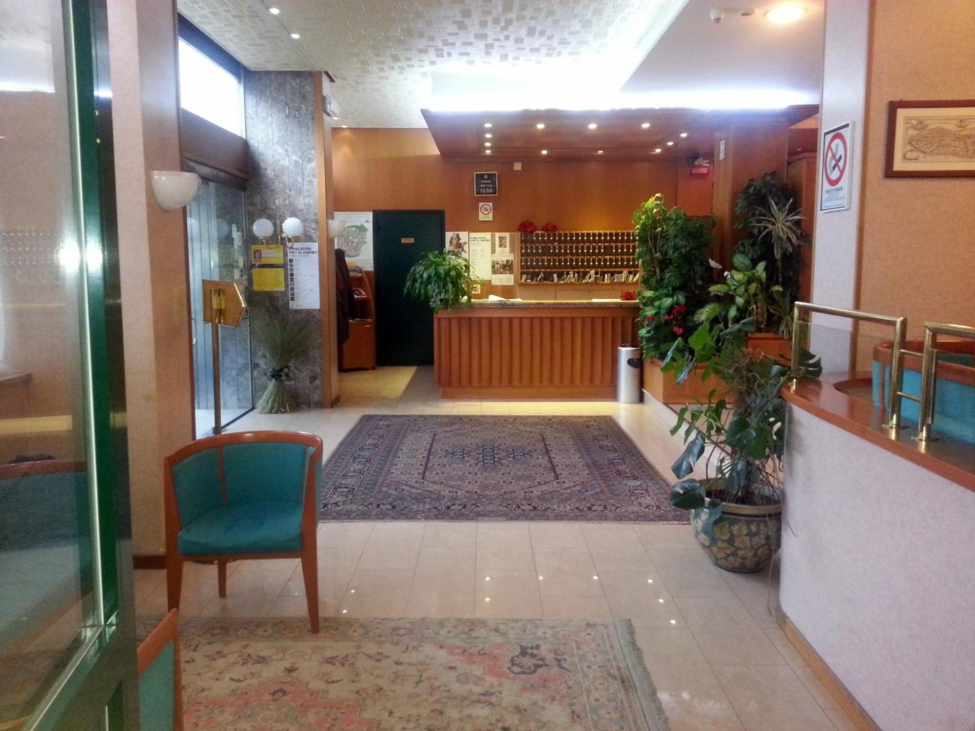 克里斯塔罗酒店 乌迪内 外观 照片